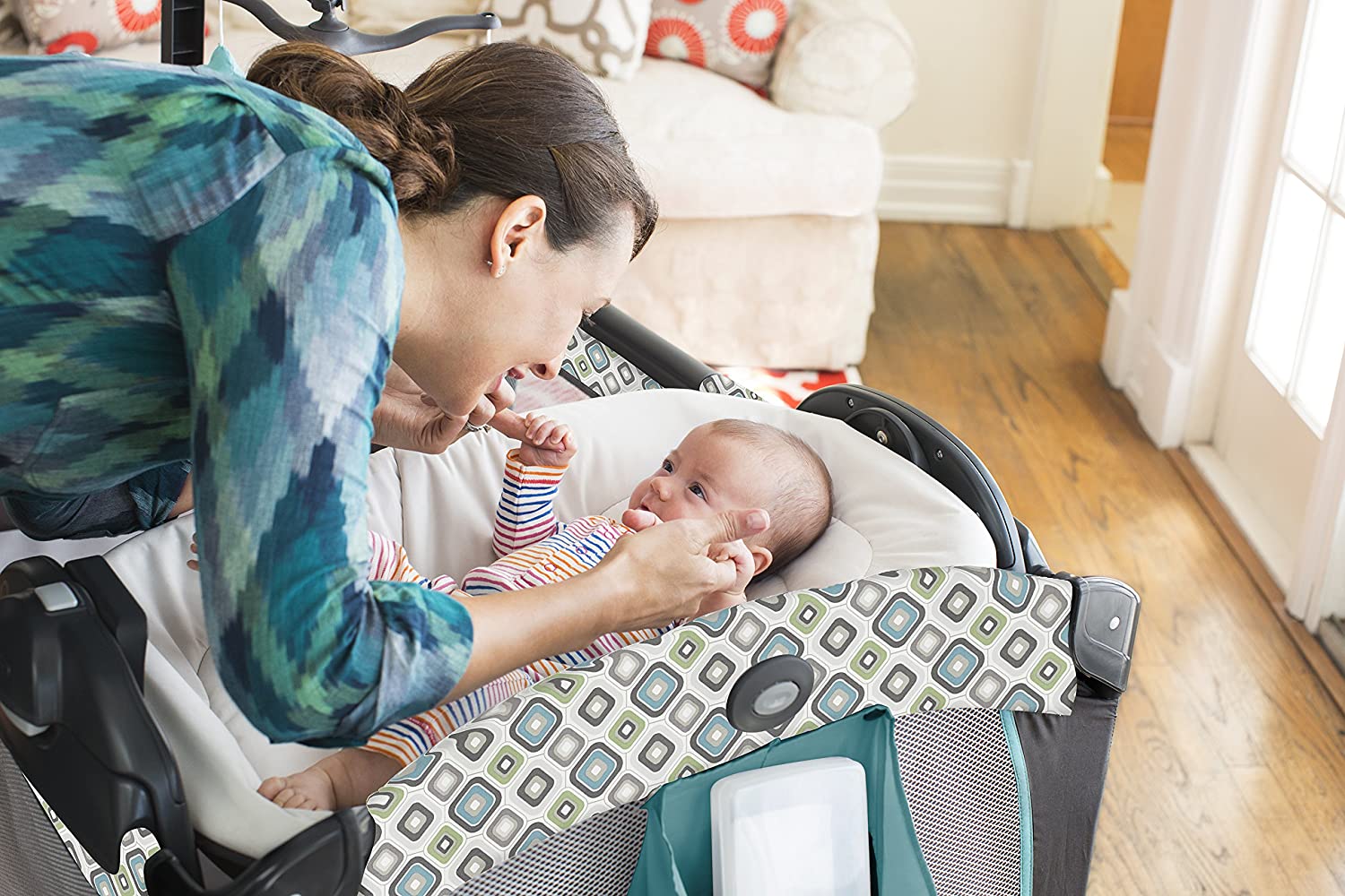 Cuna corral portátil para bebés Pack 'N Play Affinia Graco