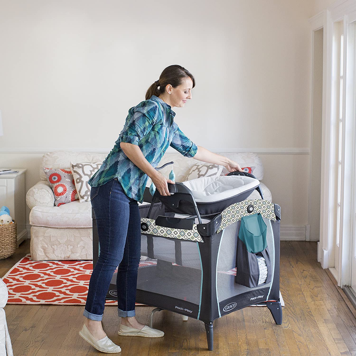 Cuna corral portátil para bebés Pack 'N Play Affinia Graco