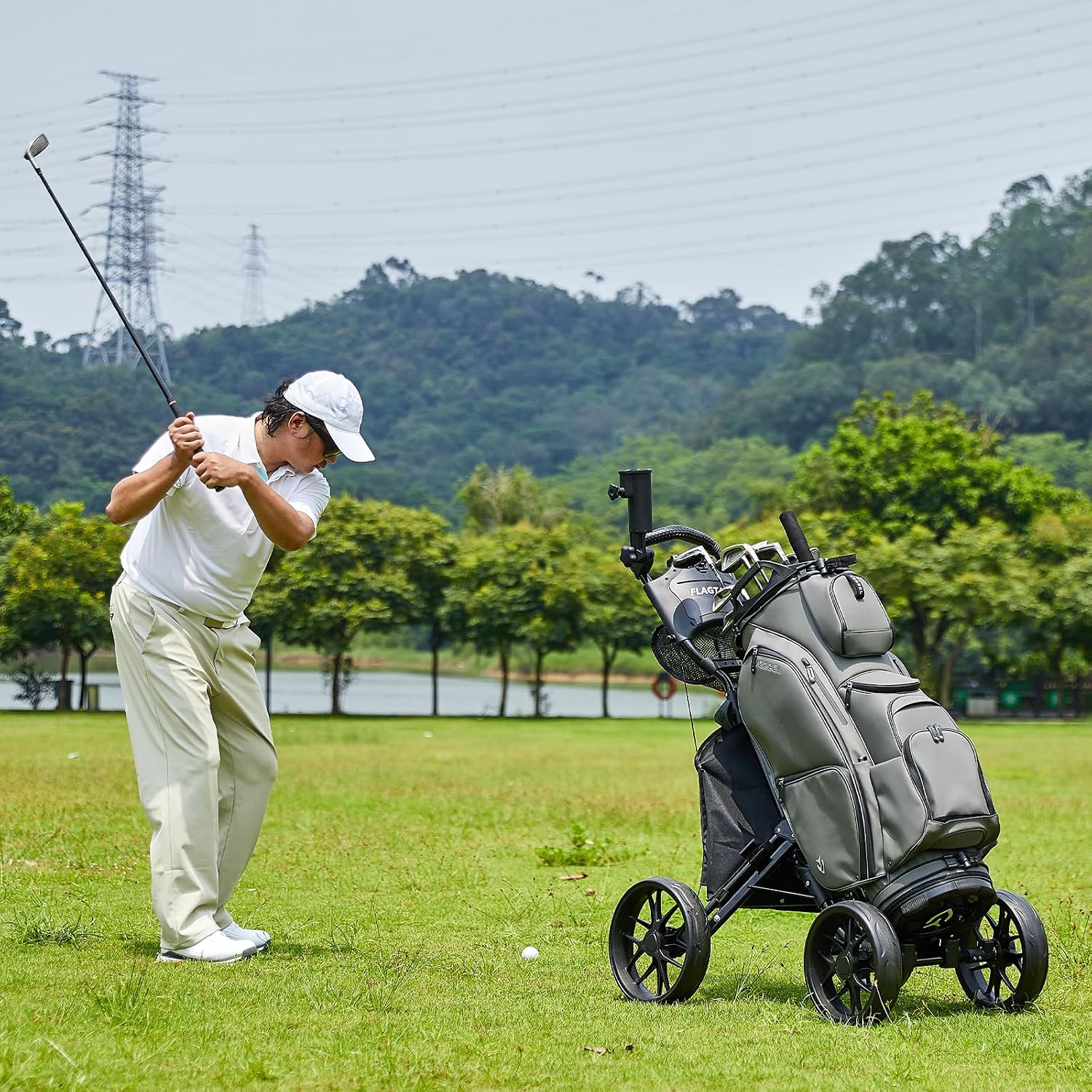 Carrito de golf de empuje de 4 ruedas plegable