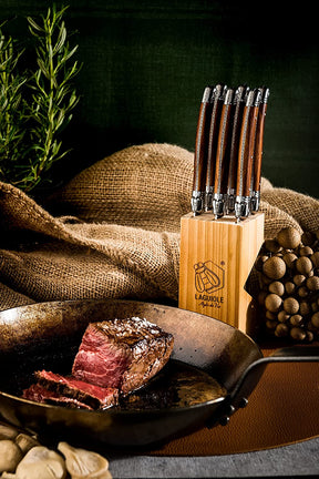 Juego de 6 cuchillos para carne color madera en bloque | Premium Line