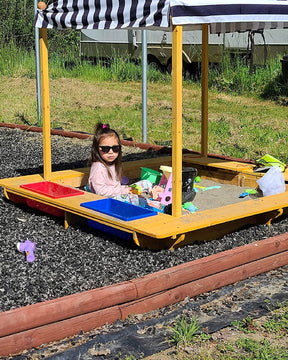 Caja de arena con toldo para juegos KidKraft